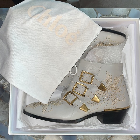 IMMACULATE Chloe Susanna Short Studded Boots Sz 37.5 - Picture 3 of 14